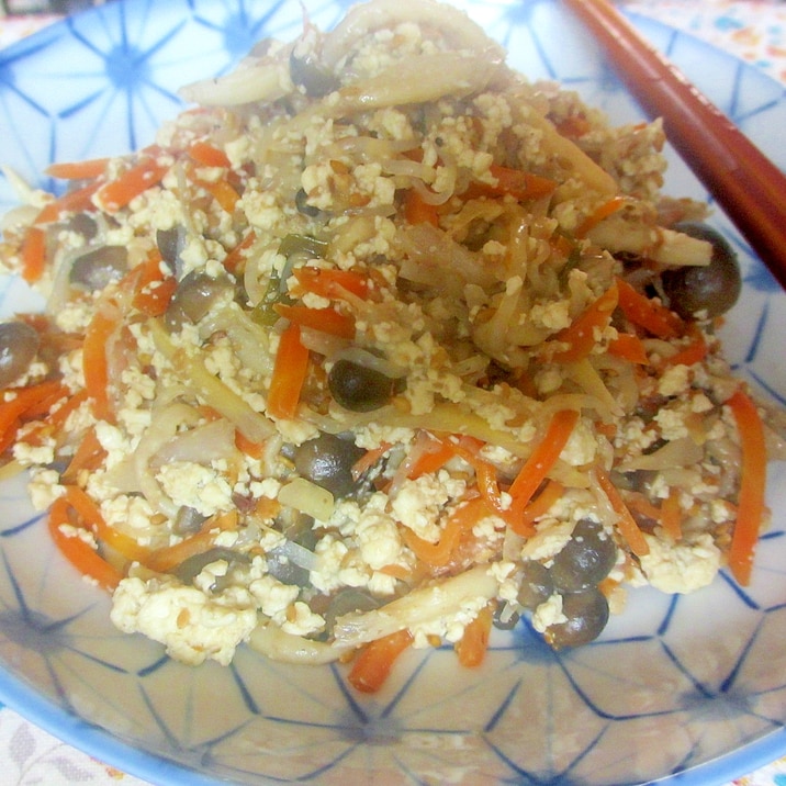白滝と豆腐の味噌マヨ炒り煮